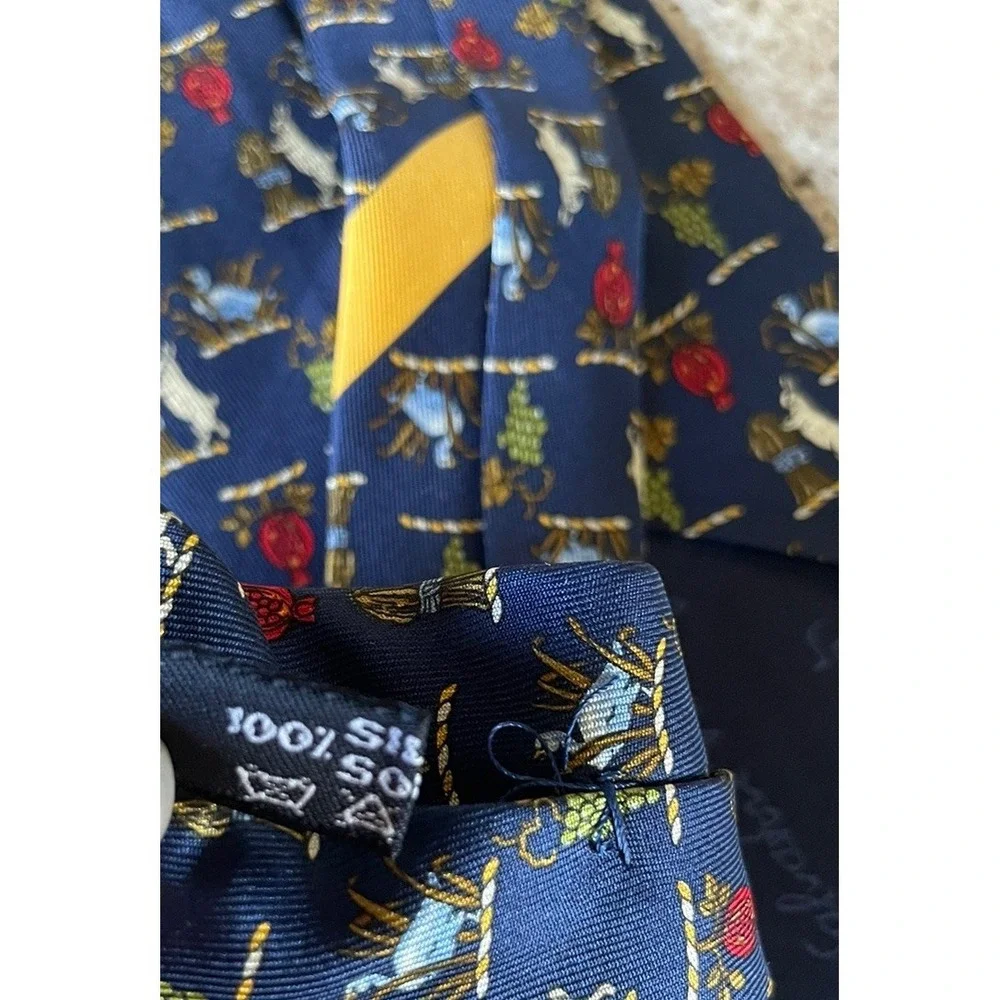 New Salvatore Ferragamo Silk Necktie Rabbit Fall Leaves Grapes 3.75